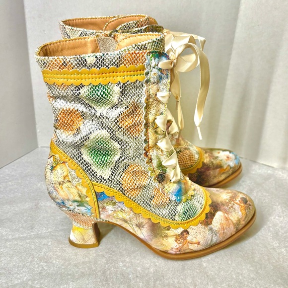 Spring Step L'Artiste Women's BEWITCH-PYTHON Metallic Animal Print Boots Sz 38 - Picture 4 of 10